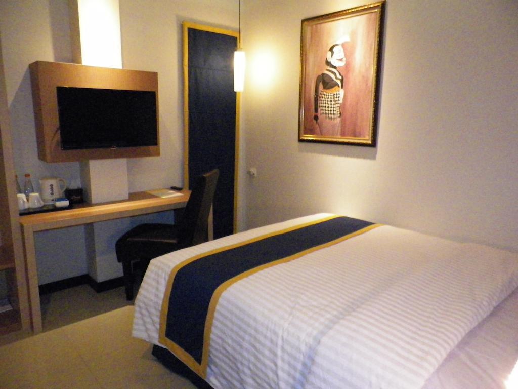 D'Best Hotel Pasar Baru Bandung Chambre photo