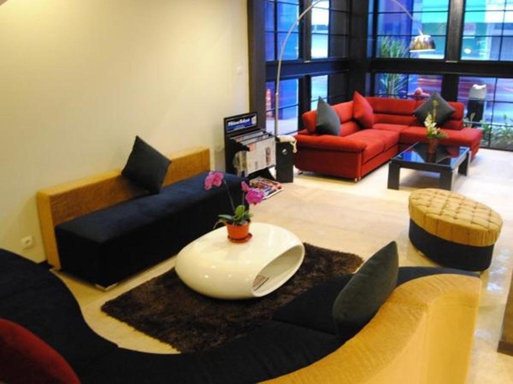 D'Best Hotel Pasar Baru Bandung Extérieur photo
